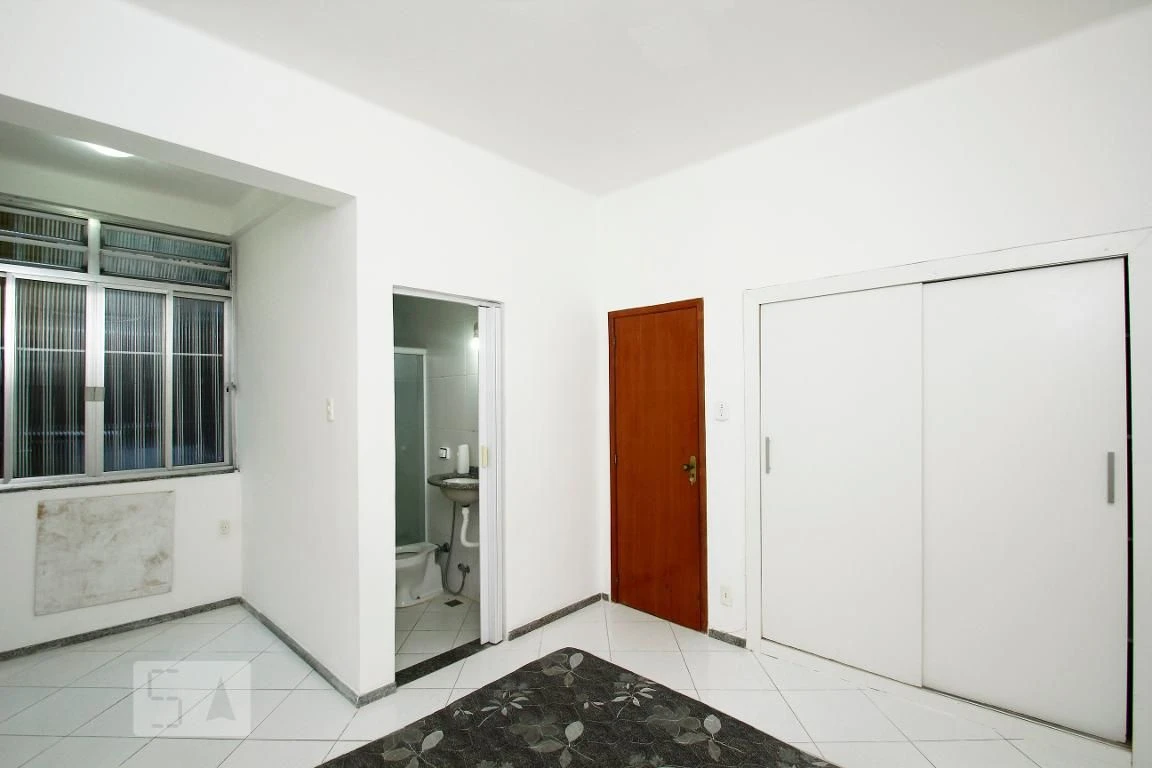 Washing machine in a 2-bedroom apartment, 74 m² — photo 5