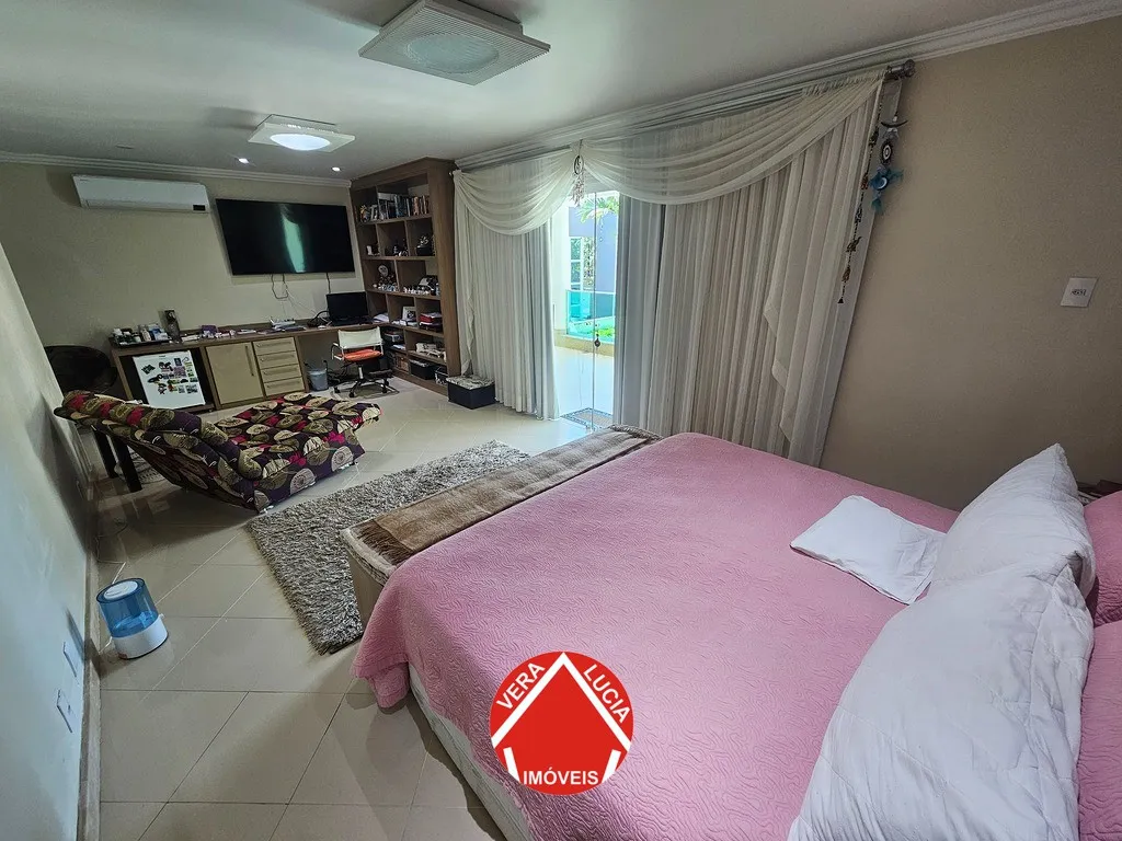 Furnished 600 m² house with 6 en-suite bedrooms — photo 15