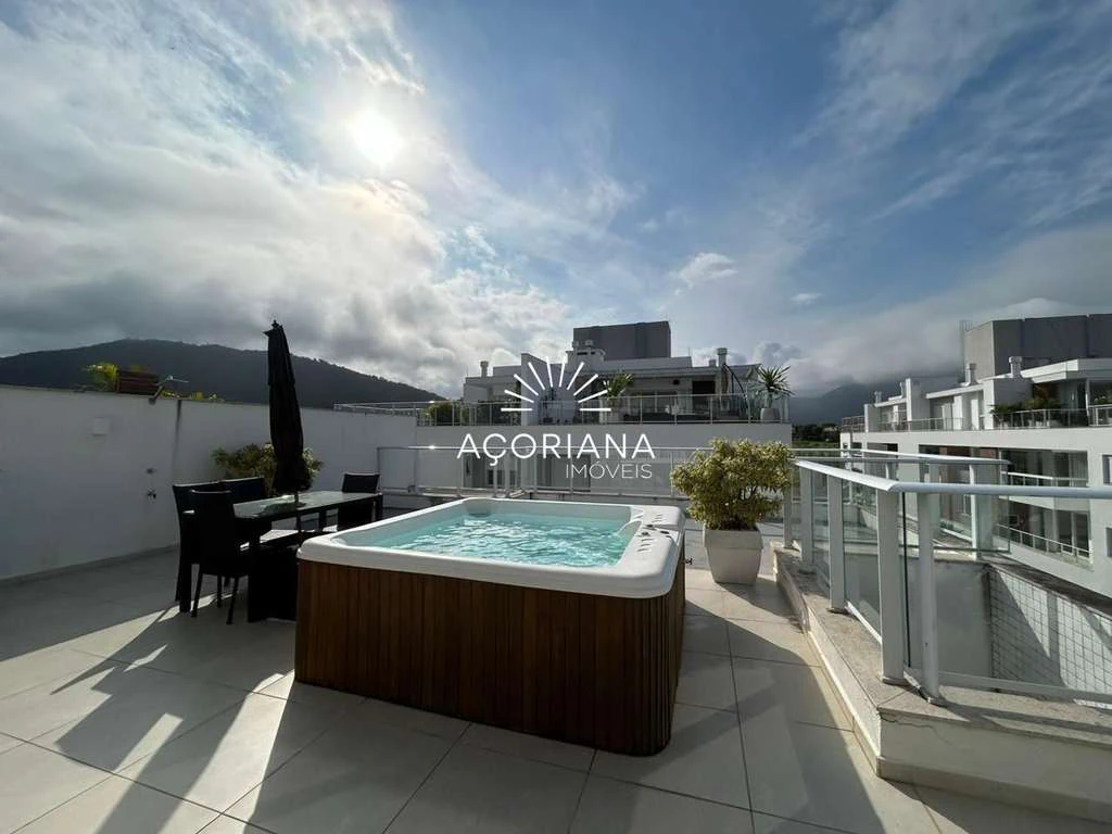 170 m² penthouse with 2 parking spaces and suite — photo 2