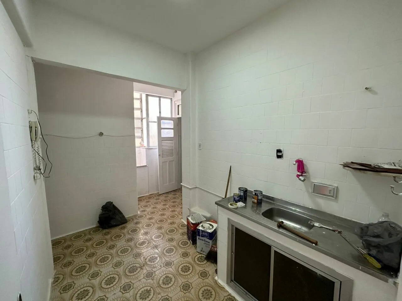 2-bedroom apartment with separate kitchen and gas stove — photo 2