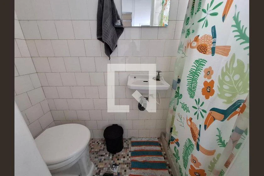 Rental apartment with 4 bedrooms and 2 bathrooms — photo 34