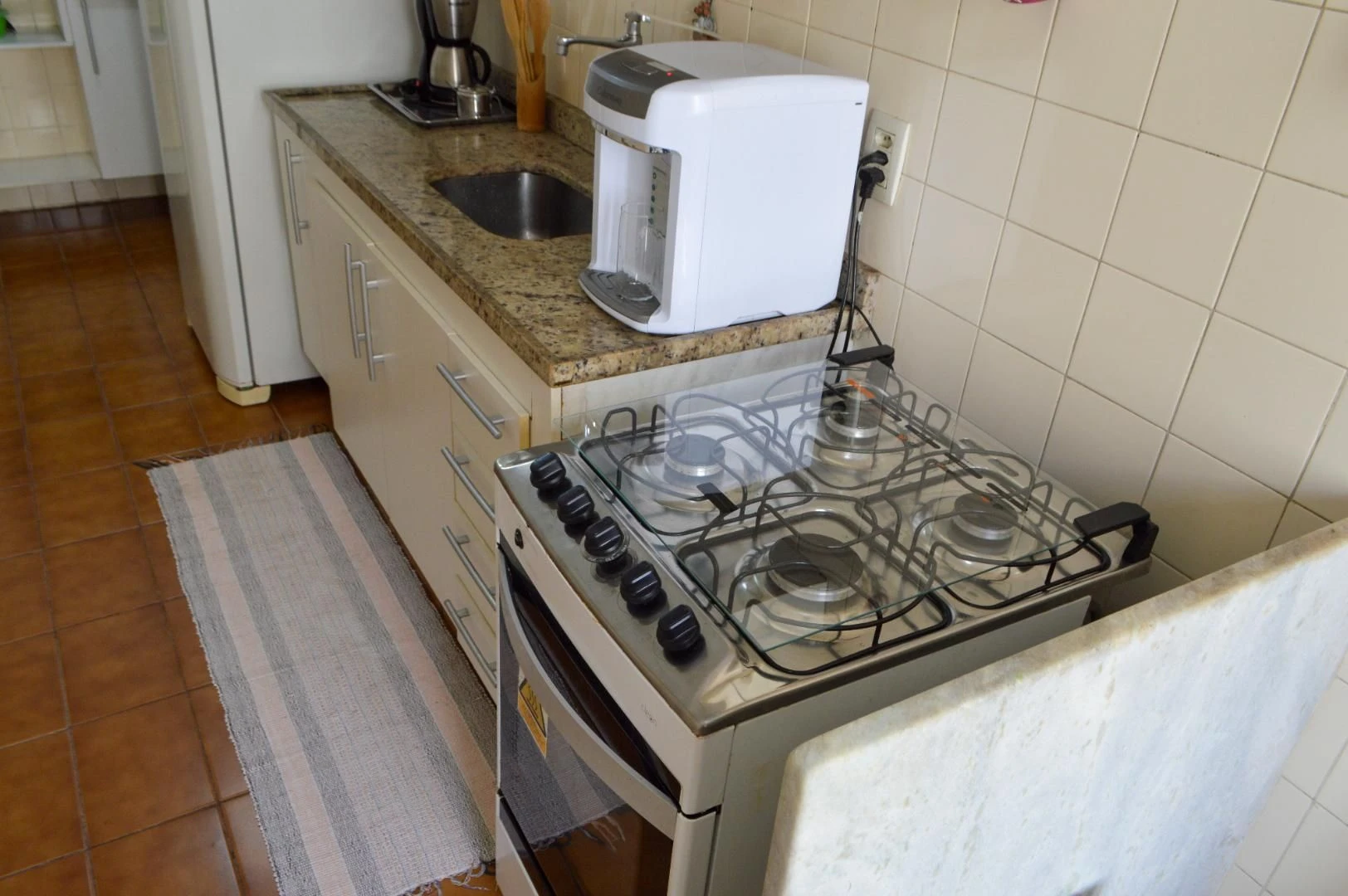 Apartamento amueblado de 2 dormitorios con balcón — photo 7