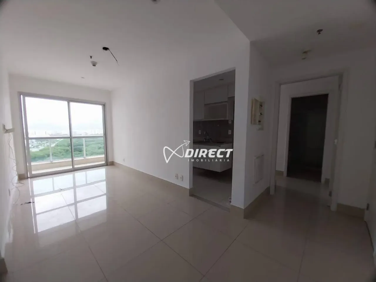 2-bedroom apartment with balcony and enclosed kitchen — photo 5