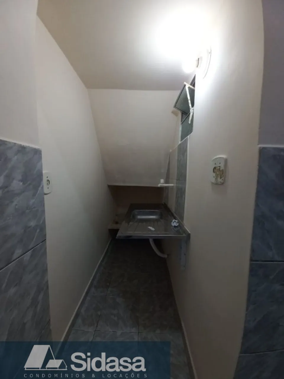 Unfurnished house with 1 bedroom and 1 bathroom — photo 10