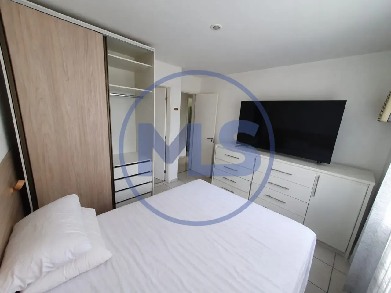Washing machine in a 3-bedroom apartment, 90 m² — photo 3