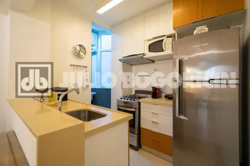 Furnished apartment with 2 bedrooms and 2 bathrooms — photo 2