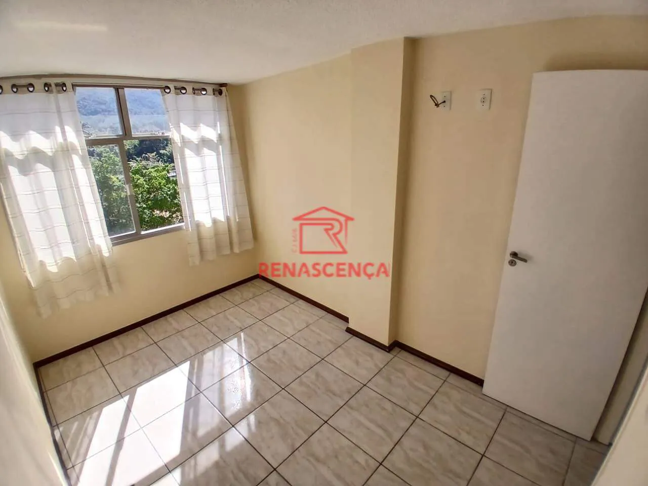 3-bedroom apartment with 2 bathrooms and 1 parking spot — photo 4