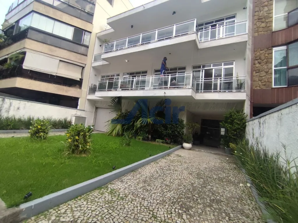 3-bedroom apartment, 1 with its own bathroom, 122 m² — photo 10