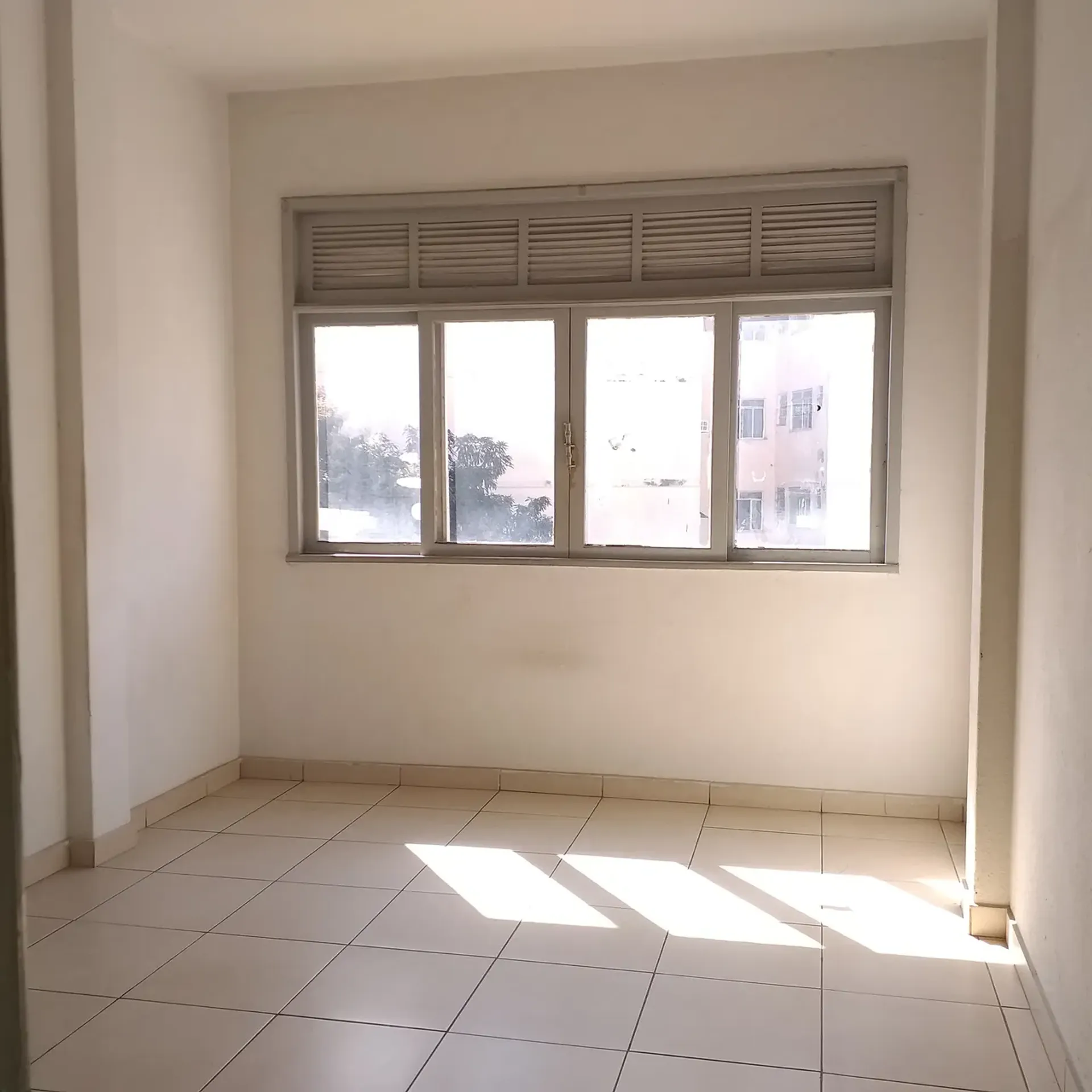 Квартира: 2 спальні, 85 м² — photo 24