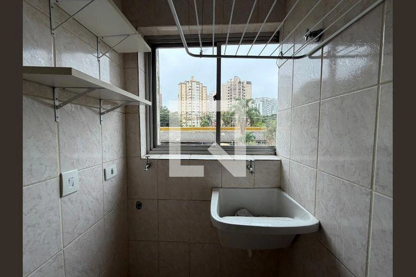 75 m² apartment with 2 bedrooms and 1 parking space