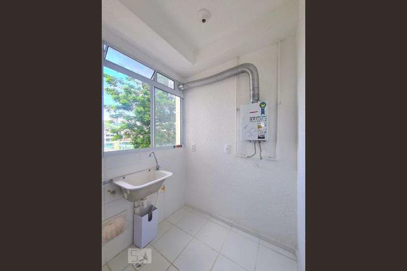Apartamento de 2 quartos com cozinha separada e 40 m² — photo 20