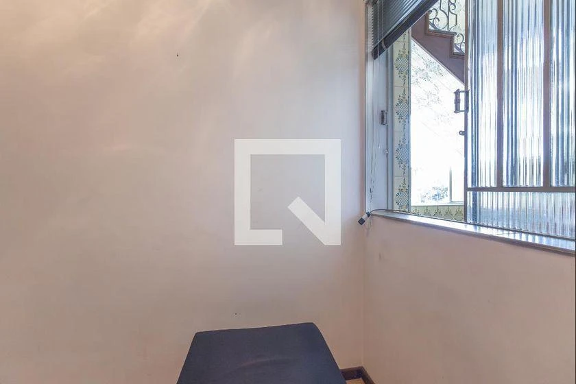 Apartamento com 4 quartos, cozinha com fogão a gás e varanda — photo 38