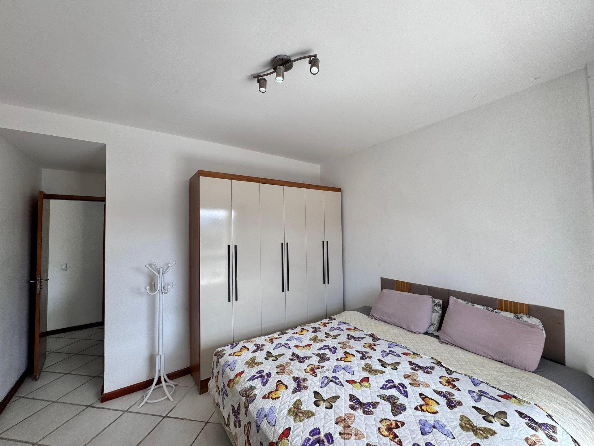 Apartamento mobiliado com 2 quartos e 3 banheiros — photo 53