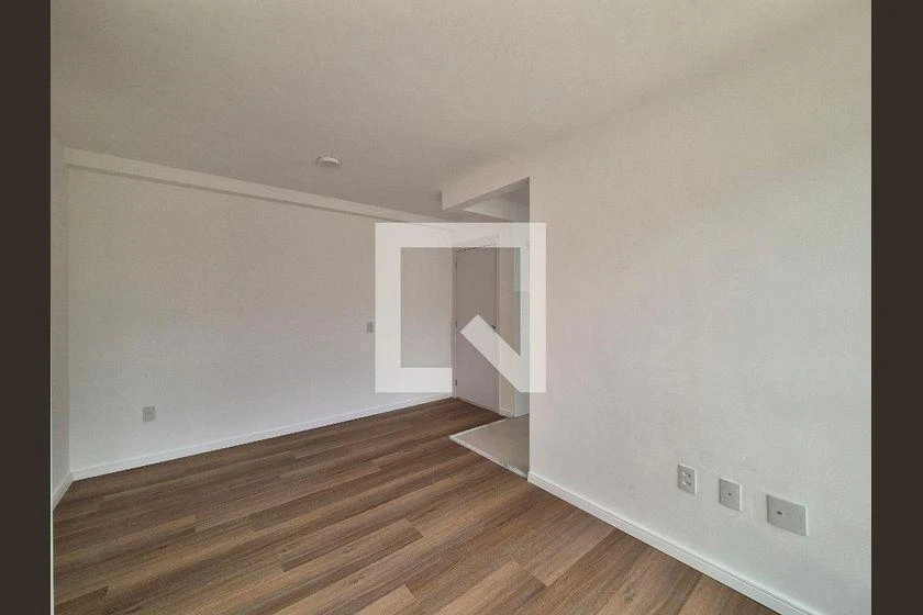 Glass-enclosed balcony in a 2-bedroom apartment, 55 m² — photo 21