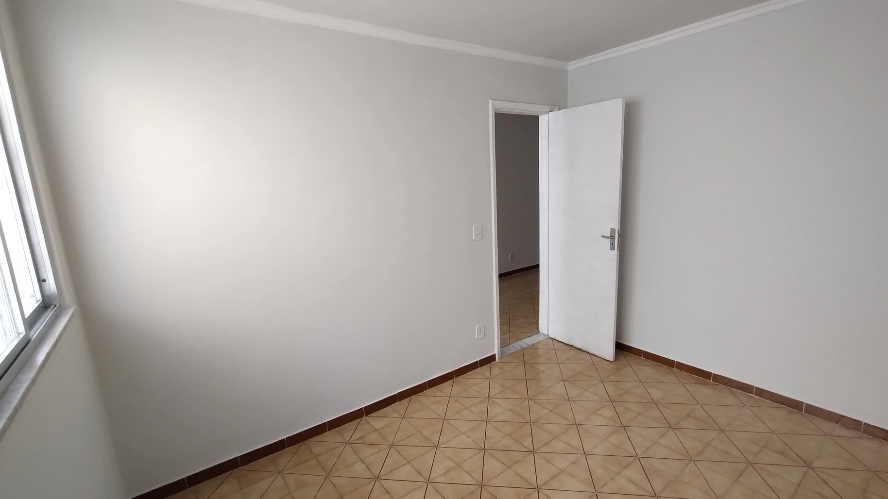 Немебльований будинок 50 м² з душем у склінні — photo 21