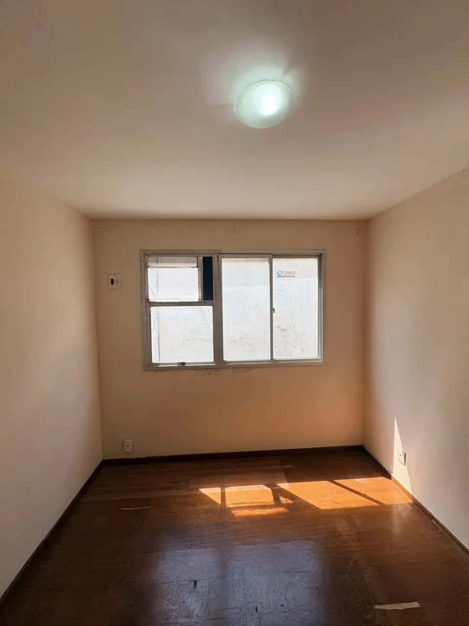 Unfurnished apartment with 2 bedrooms and 1 parking spot — photo 5