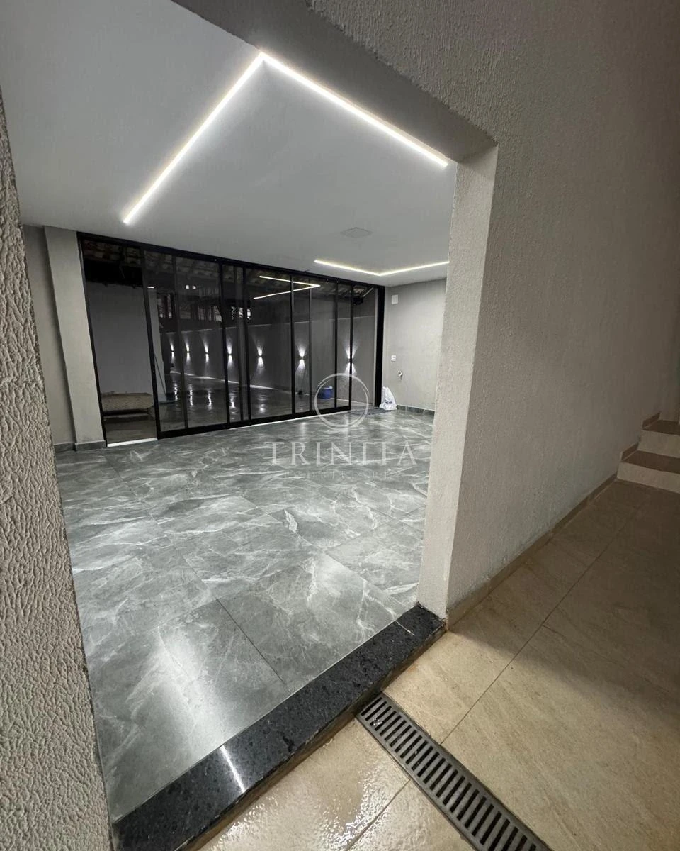 6-bedroom house, 3 with their own bathrooms, 350 m² — photo 13