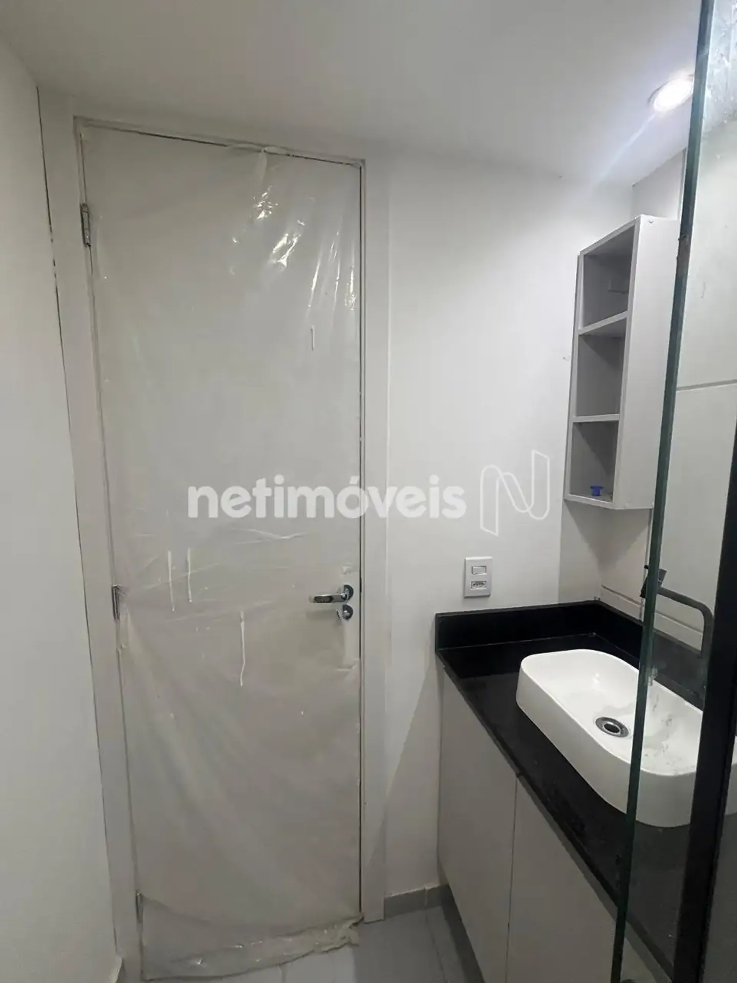 Apartment, 50 m², with wood or laminate floors — photo 6