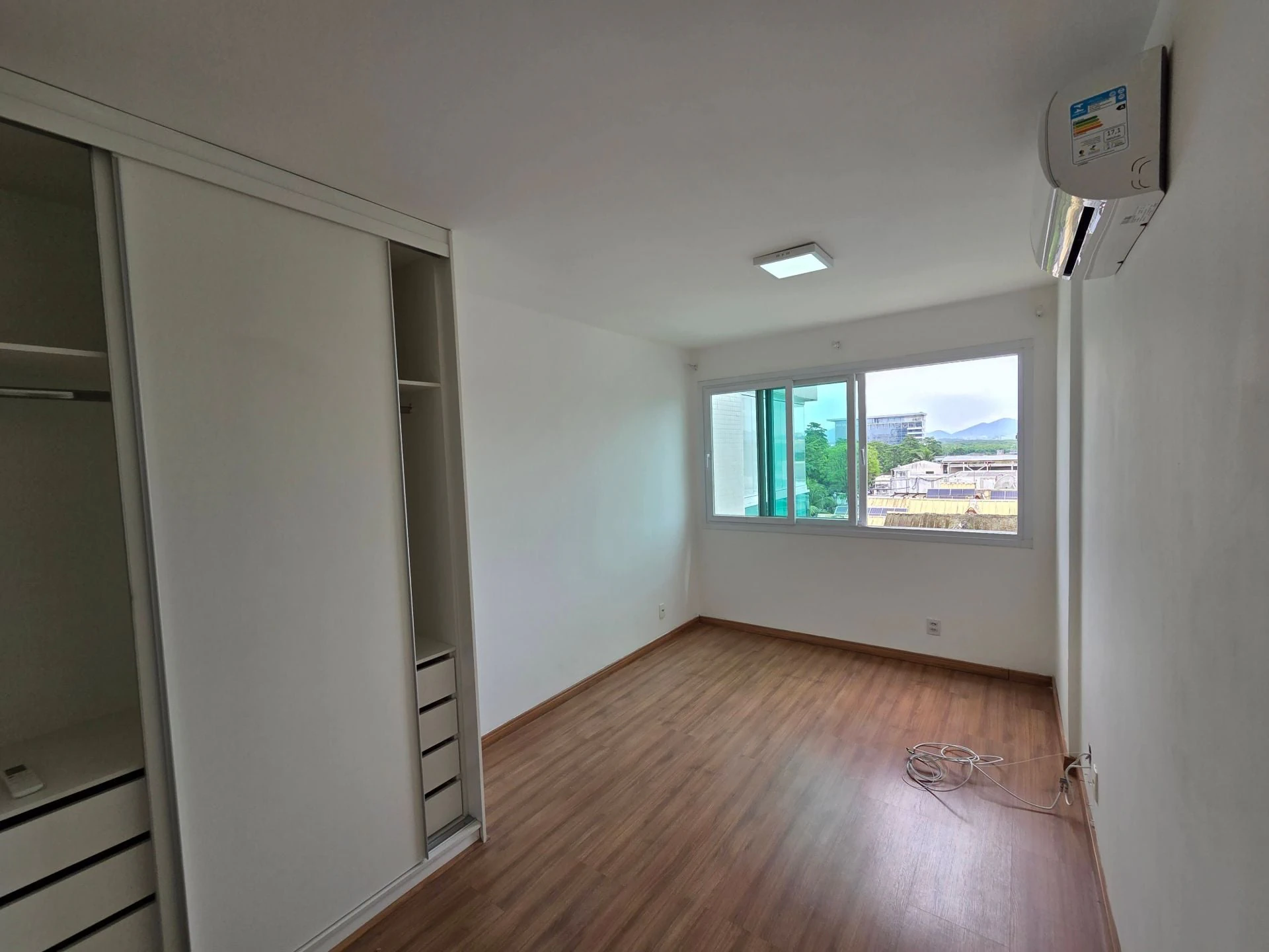 2-bedroom apartment with a mountain view in Rio de Janeiro — photo 8