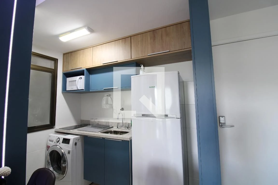 Apartamento mobiliado de 1 quarto com espaço de home office — photo 12