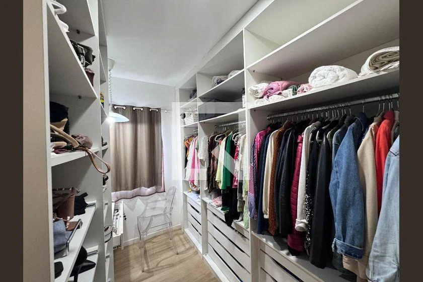 Condominium house with 4 en-suite bedrooms and 800 m² — photo 31