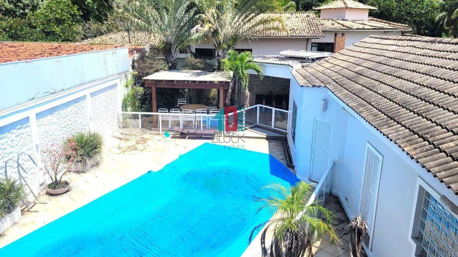 600 m² house with 4 bedrooms and 3 en-suite bathrooms — photo 36