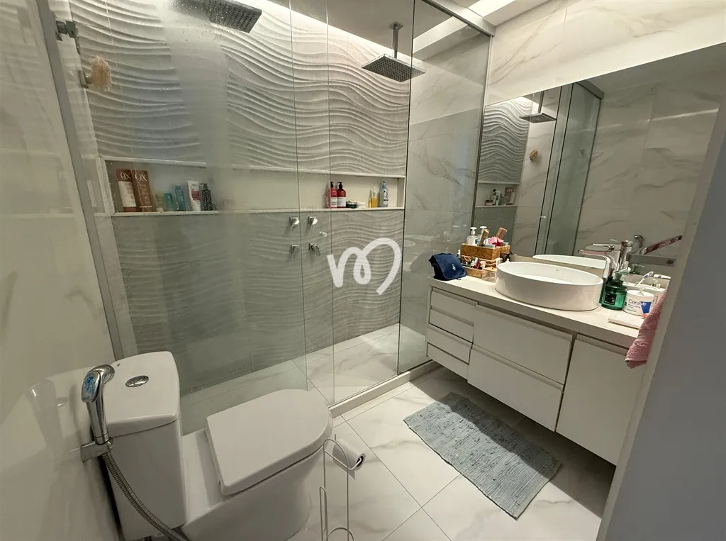 Apartamento mobiliado com 3 quartos e 5 banheiros — photo 21