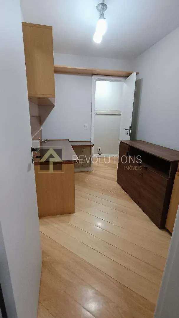 3-bedroom apartment with 1 suite and 4 bathrooms — photo 19