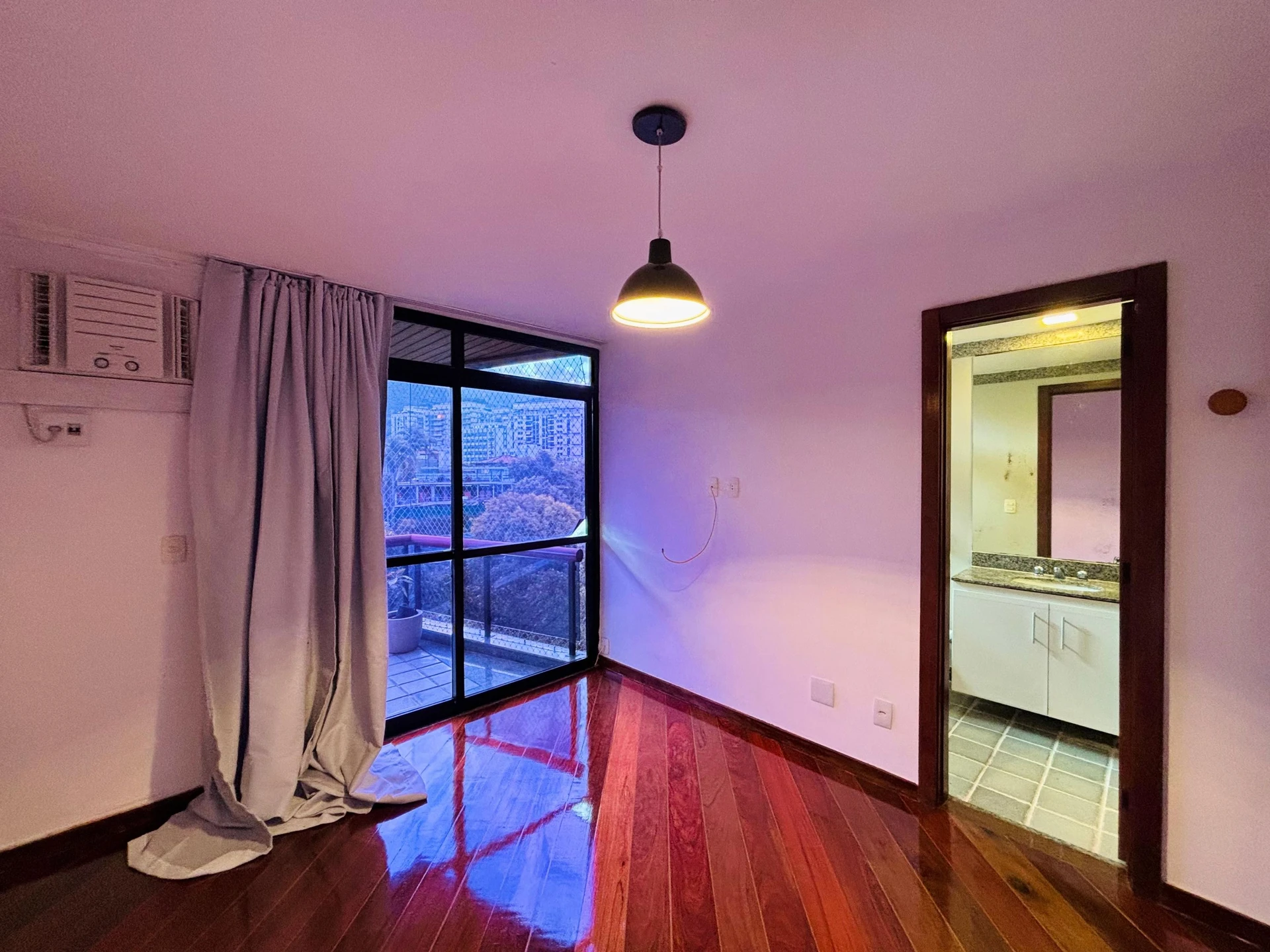 Вид на гори та 2 спальні: квартира 75 м² — photo 19