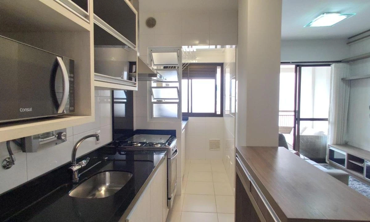 2-bedroom apartment with a home office — photo 8