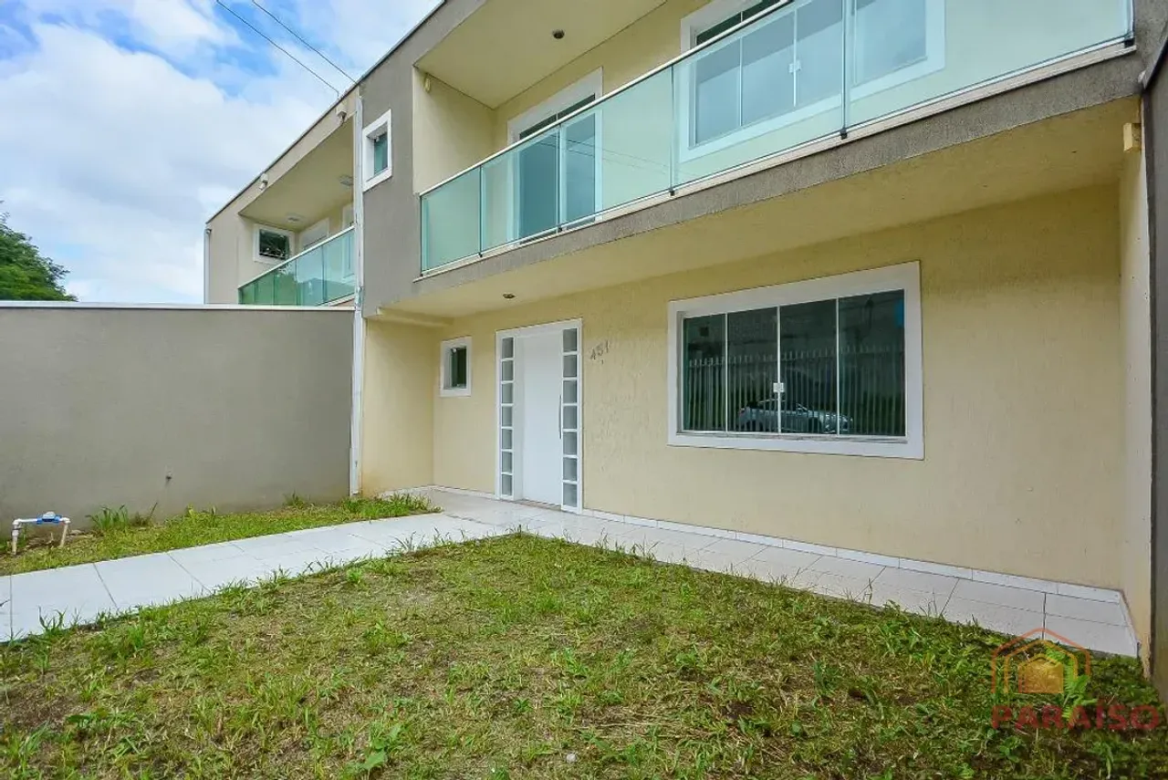 House with 3 bedrooms, balcony and 3 parking spaces — photo 4