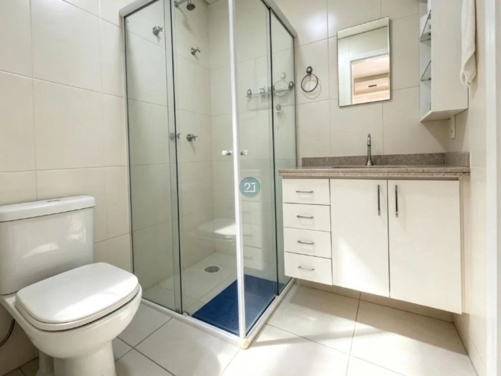Apartamento dúplex amueblado con 3 suites y 2 plazas — photo 19