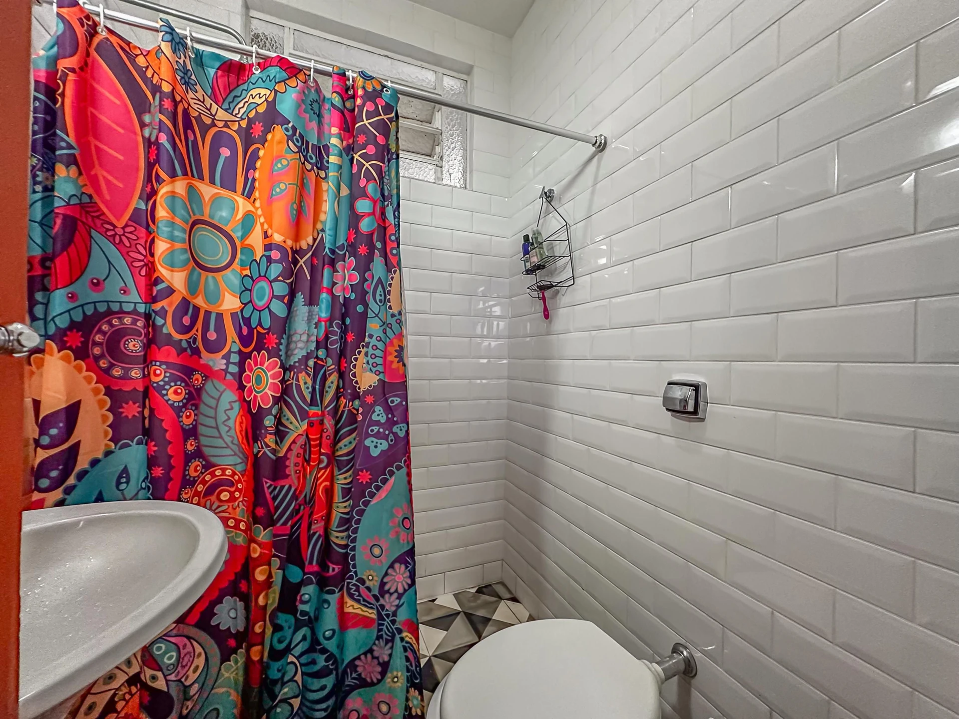 Apartamento amueblado con 2 habitaciones y 2 baños — photo 28
