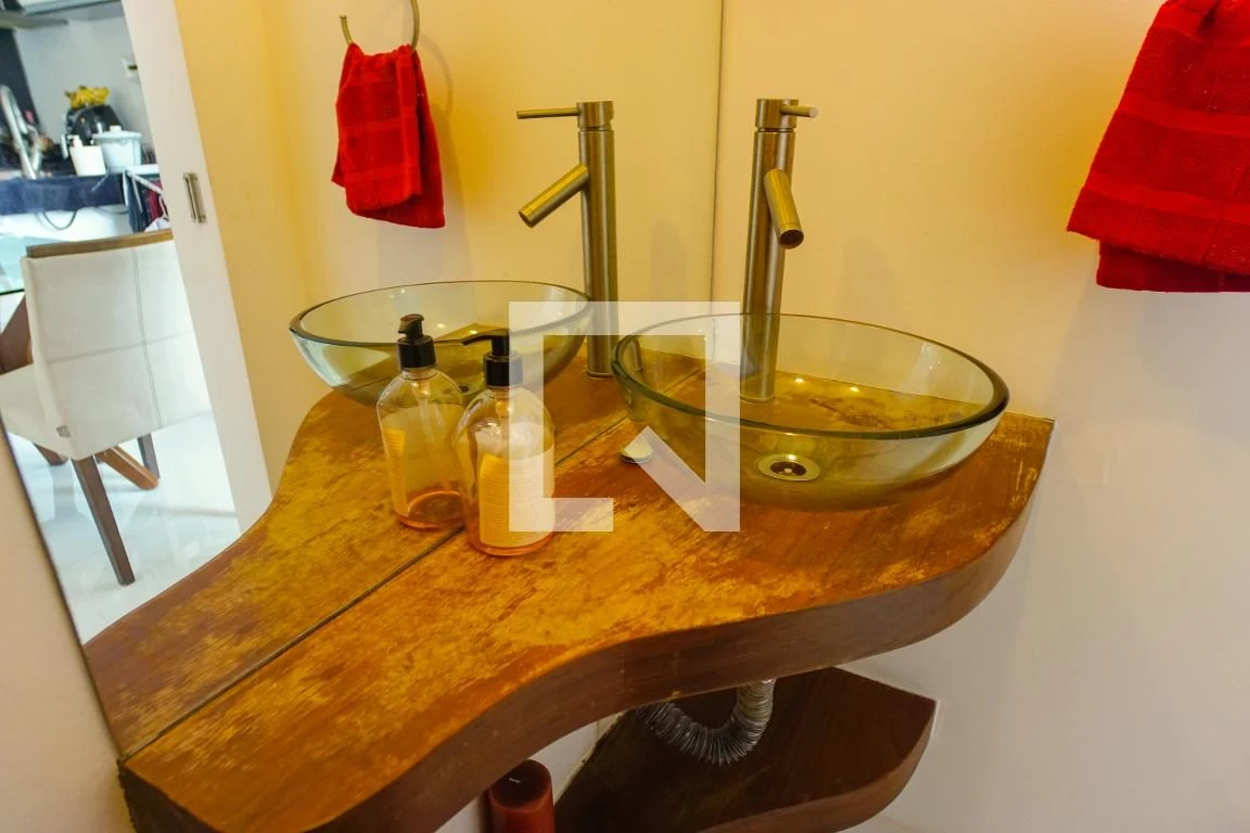 Мебльована квартира з 1 спальнею та скляним балконом — photo 3