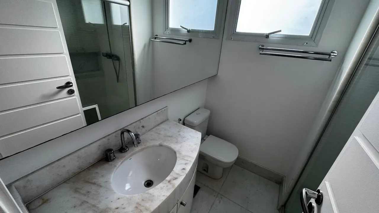 3-bedroom apartment in a building with a sauna — photo 10