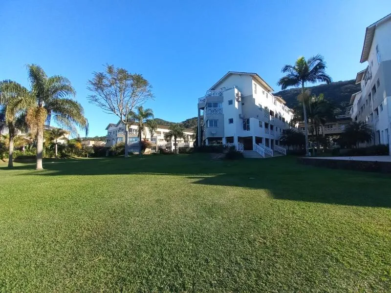 2-bedroom apartment with a water view — photo 44