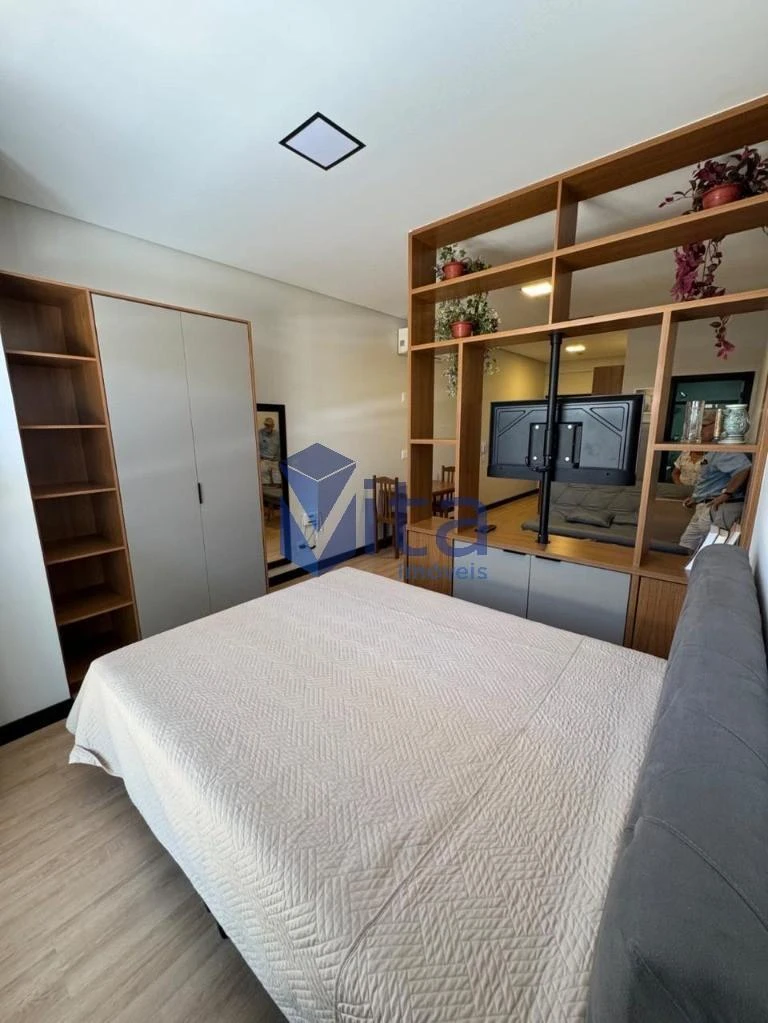 Apartment, 43 m², with wood or laminate floors — photo 6
