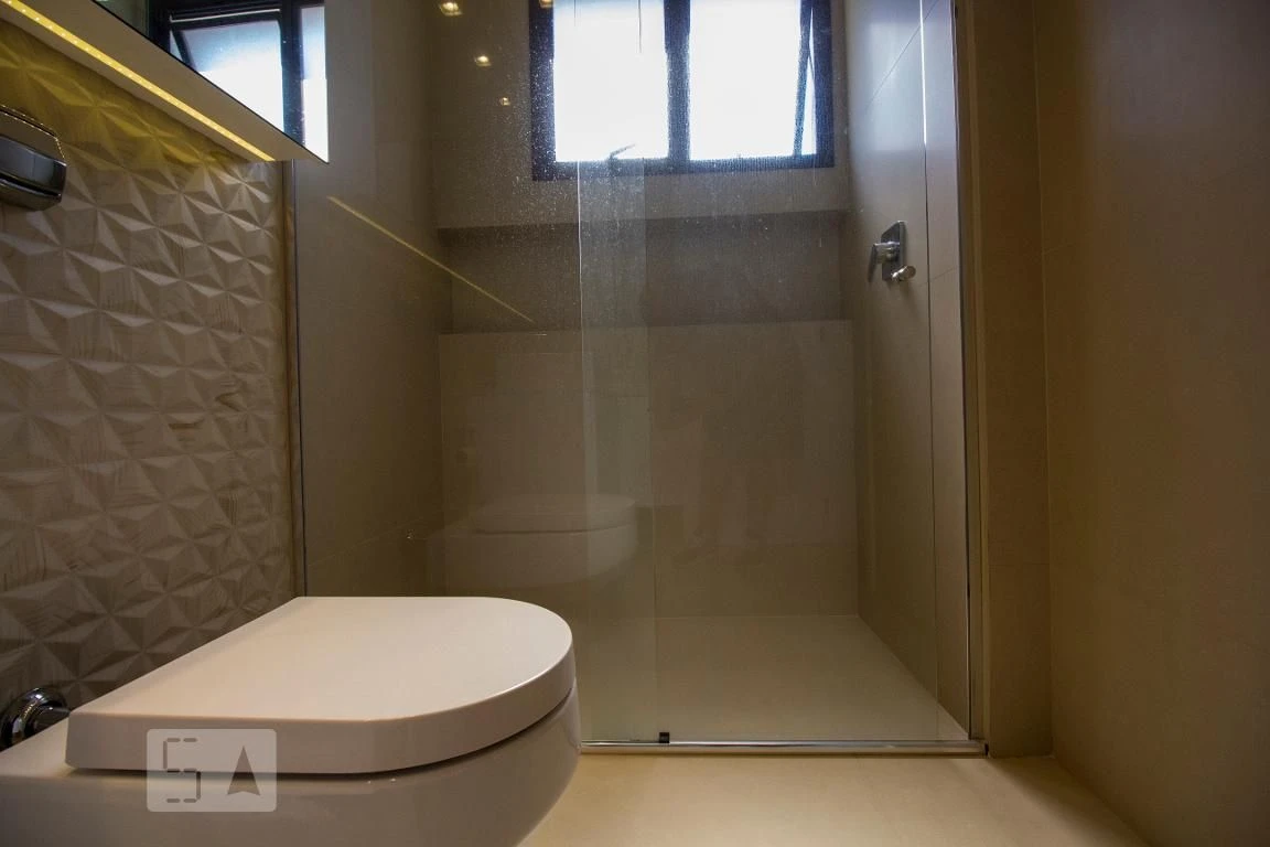 Apartamento de 4 quartos com janelas do piso ao teto, Centro — photo 51