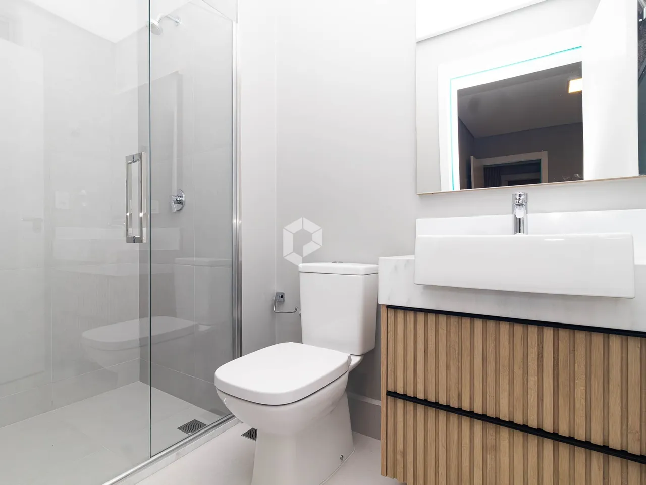 3-bedroom apartment with 4 bathrooms and 2 parking — photo 18