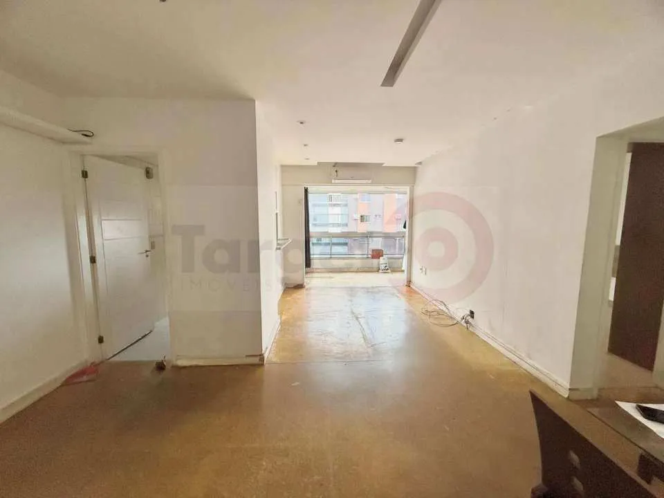 Робоче місце та 1 спальня: квартира 71 м² — photo 11