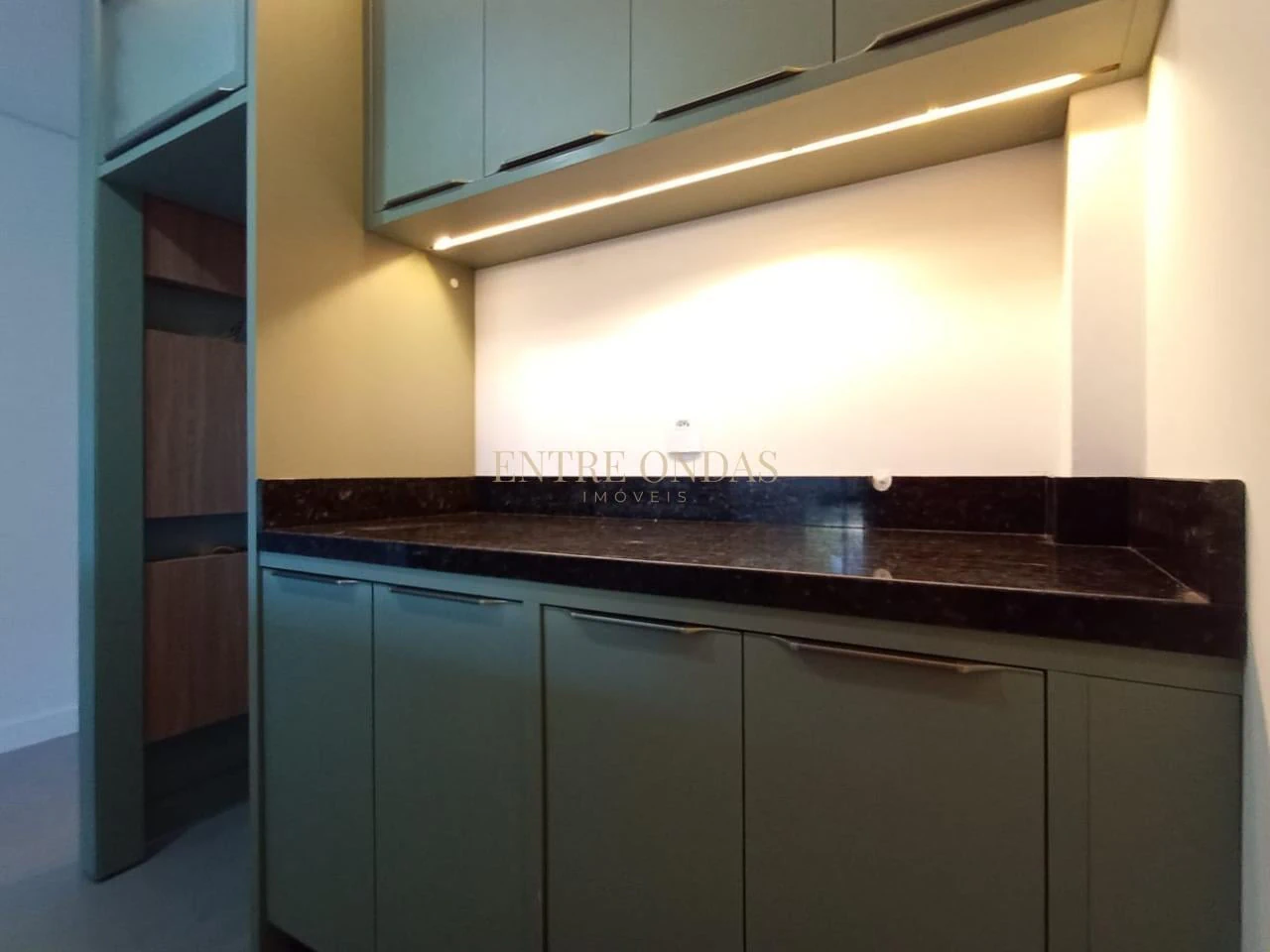 Apartamento de 2 dormitorios con 1 suite y 3 baños — photo 14