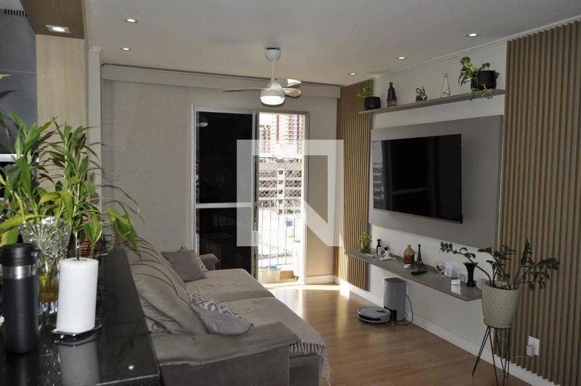 79 m² apartment with a home office and a washing machine