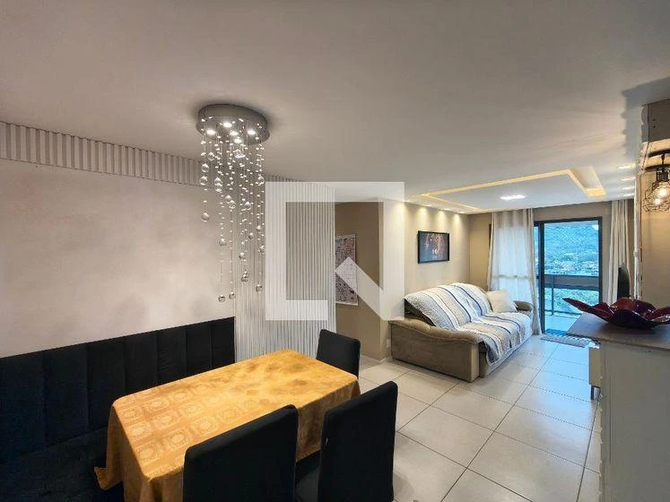 3-bedroom apartment in a building with a gym — photo 15