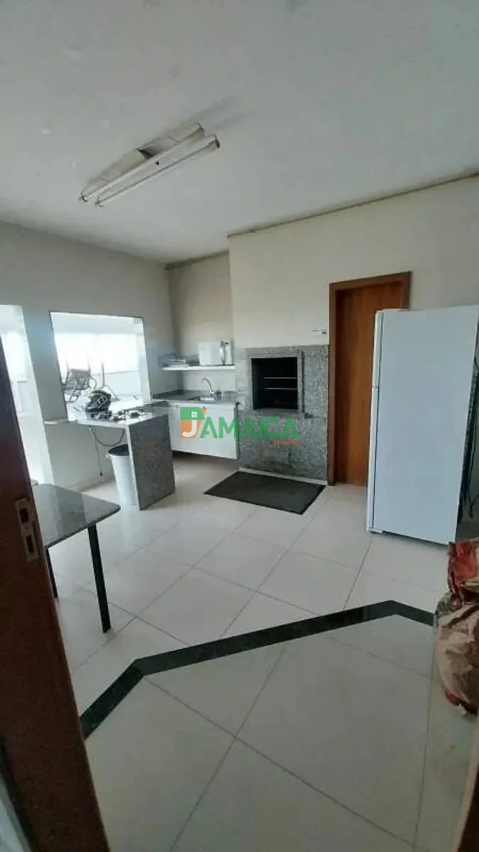 3-bedroom apartment, 1 with its own bathroom, 74 m² — photo 14