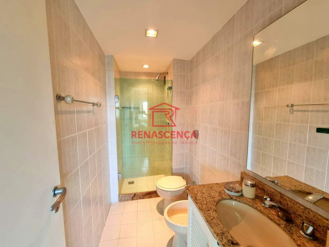 Furnished apartment with 3 bedrooms, 4 bathrooms and 2 parking — photo 20