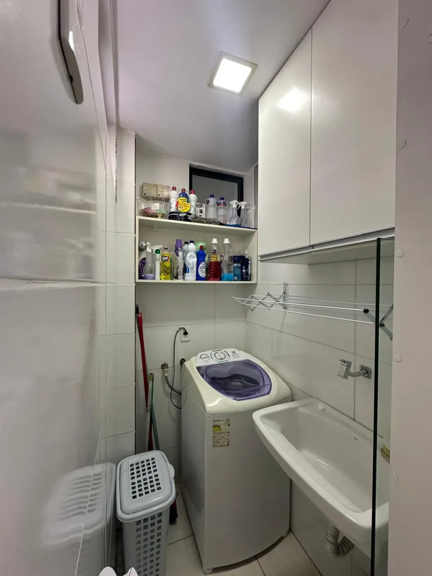 2-bedroom apartment with a washing machine in João Pessoa — photo 11