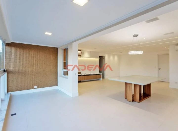 4-bedroom apartment (2 en-suites) with 3 parking spots — photo 8