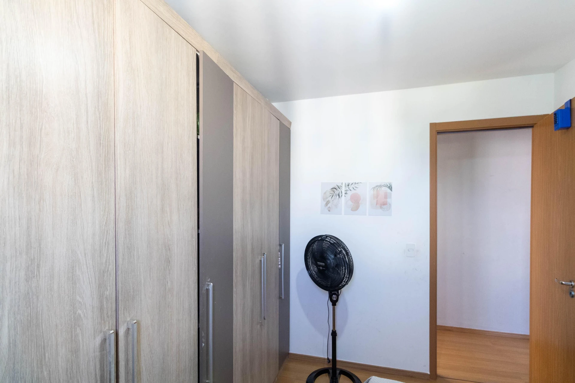Furnished 2-bedroom apartment with 1 parking space — photo 22