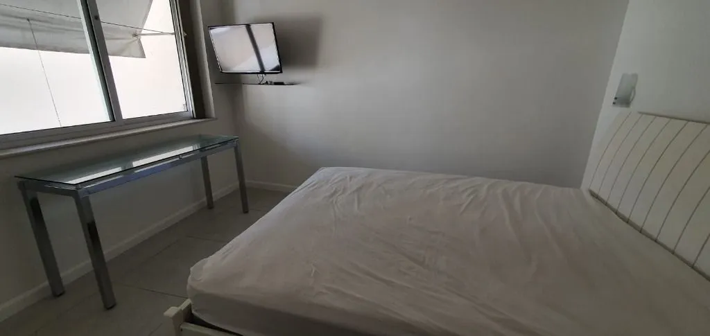2-bedroom apartment with a washing machine — photo 18