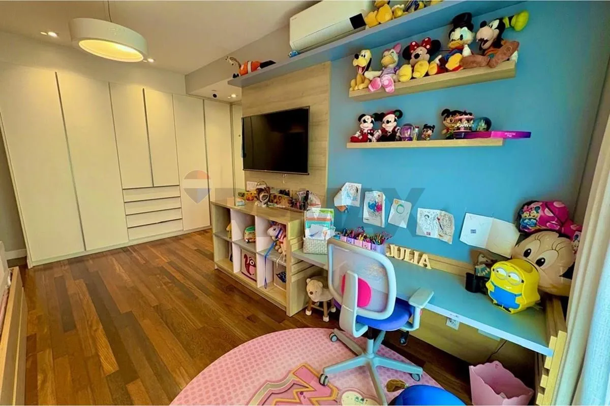 Apartamento de 315 m² com 4 dormitórios e 5 banheiros — photo 18